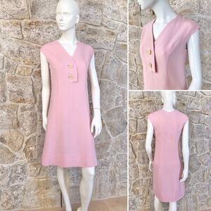 Adorable Vintage 1960s Pink Sleeveless Mod Sheath Dress